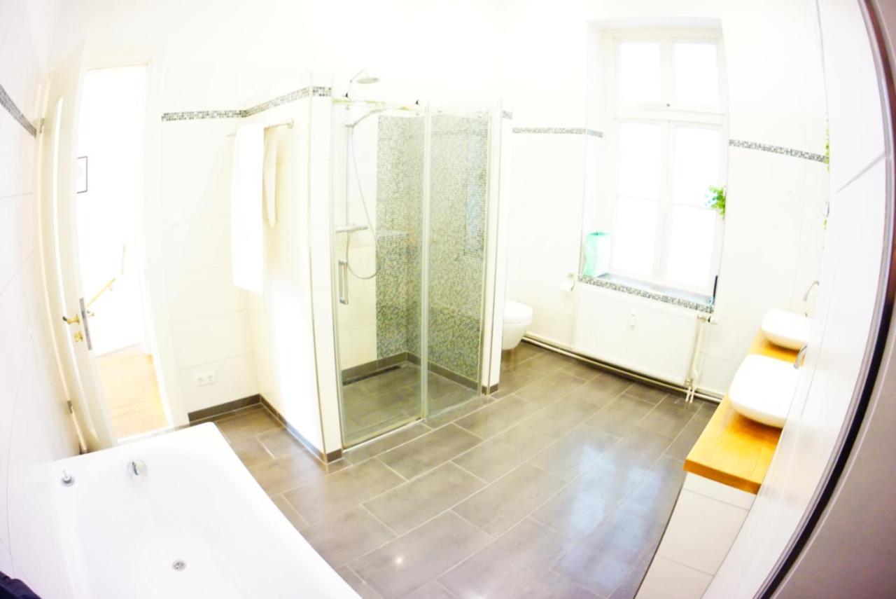 Grosszuegige 185M2-Altbauwohnung In Bestlage 7Zimmer-2Baeder-2Kuechen-2Wcs Hamburg Zewnętrze zdjęcie
